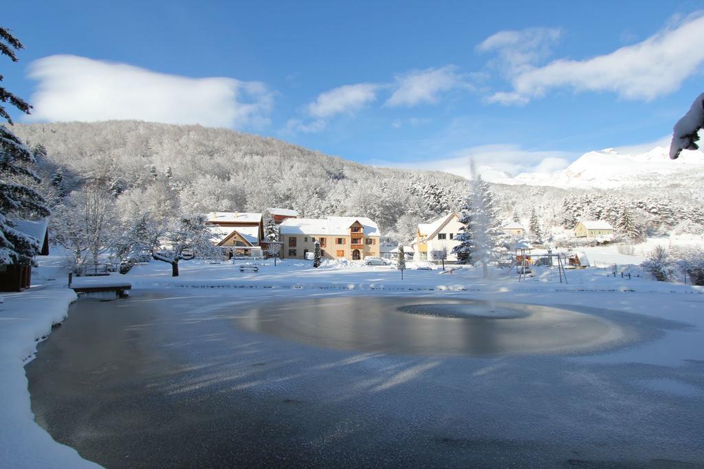 La Neyrette Hotel Saint-Disdier-en-Devoluy Exterior photo