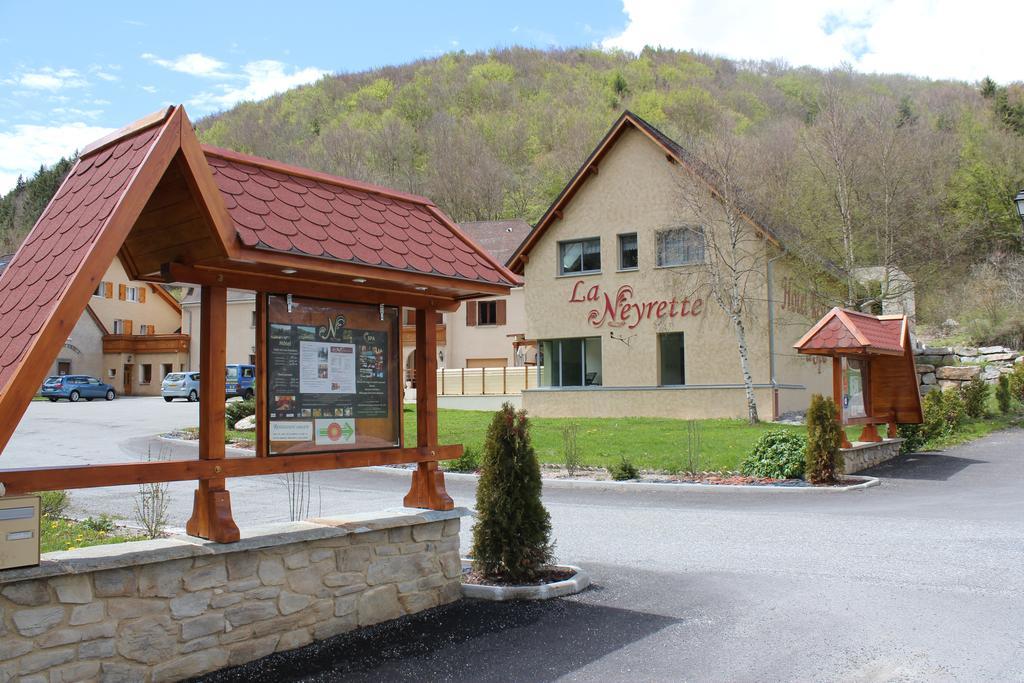 La Neyrette Hotel Saint-Disdier-en-Devoluy Exterior photo